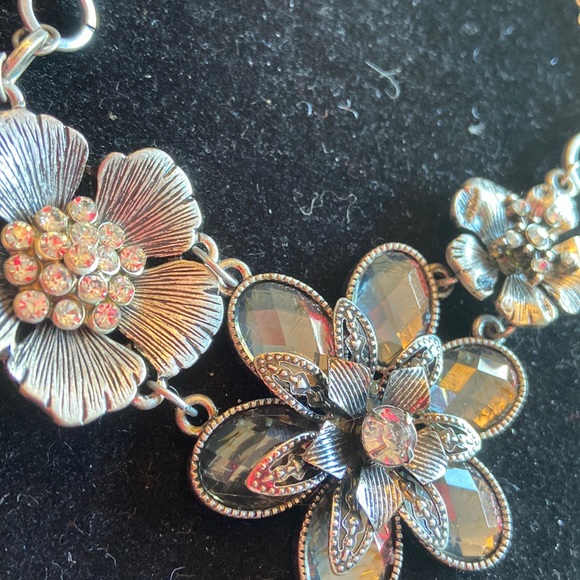 Necklace bundle - Picture 2 of 5